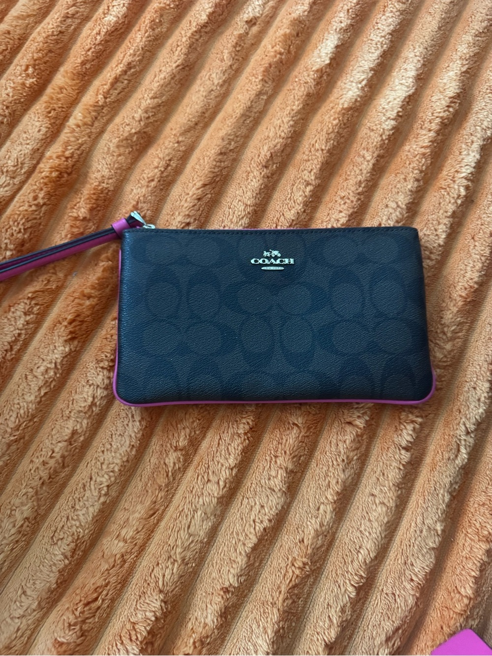Coach Brown Signature Satchel with Hot Pink Trim & Coach wristlet - Picture 16 of 16